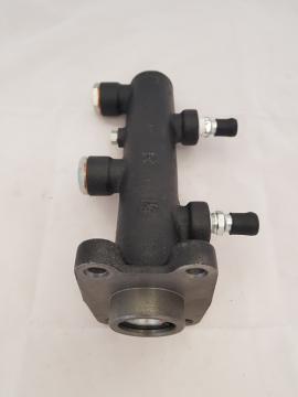 CYLINDER, BRAKE MASTER