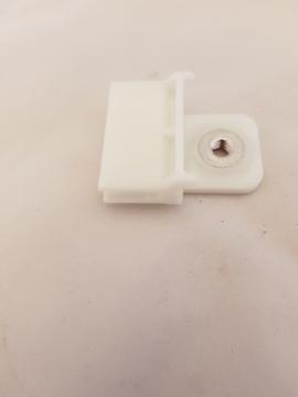 HOLDER, DOOR GLASS ISUZU TRUCK 