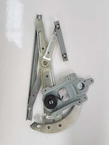 REGULATOR, WINDOW LH