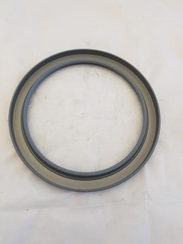 SEAL, CRANK REAR