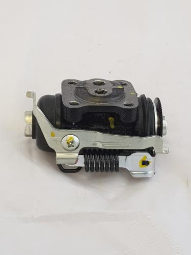 CYLINDER, WHEEL REAR RH