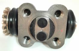 CYLINDER,WHEEL RH REAR
