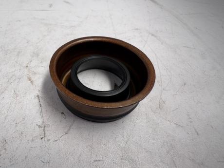 SEAL INJECTOR PIPE IN CAM BOX