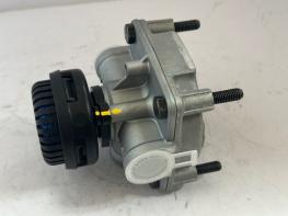 RELAY VALVE ASSEMBLY