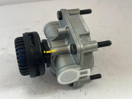 RELAY VALVE ASSEMBLY