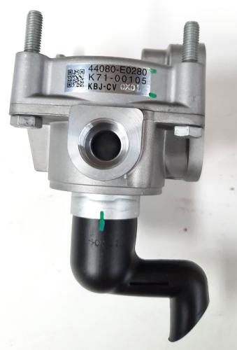 RELAY VALVE ASSEMBLY