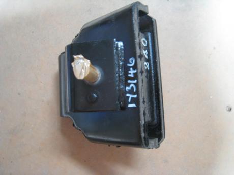 REAR ENGINE MOUNT