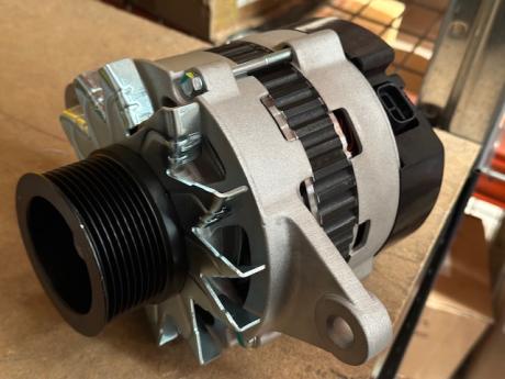ALTERNATOR - 24V 90 AMP